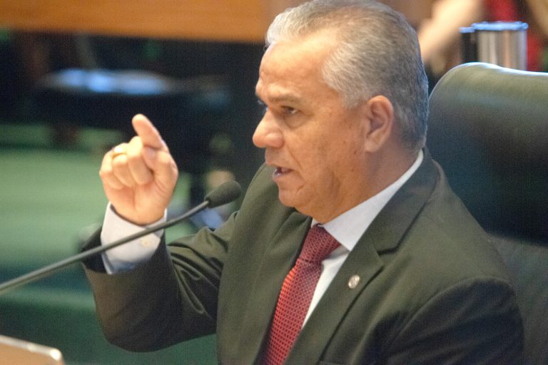 Deputado Pastor Daniel de Castro destaca que CID perdeu sua chance de se defender na CPI dos Atos Antidemocráticos Deputado Pastor Daniel de Castro destaca que CID perdeu sua chance de se defender na CPI dos Atos Antidemocráticos