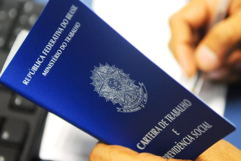Mais de 160 vagas profissionais estão abertas no Guará nesta quinta (25) Mais de 160 vagas profissionais estão abertas no Guará nesta quinta (25)