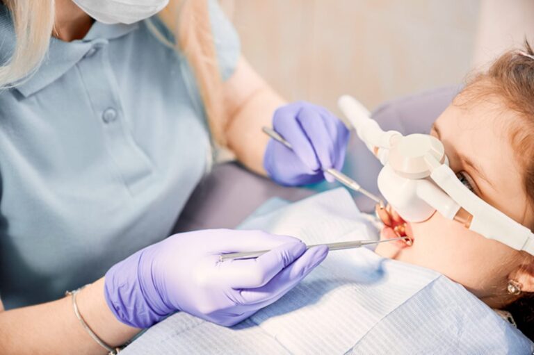 Dentistas fake usavam produtos vencidos e deixavam pacientes banguelas
