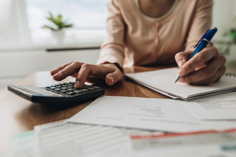 TJDFT manda remover anúncios de empresas que prometiam reduzir dívidas