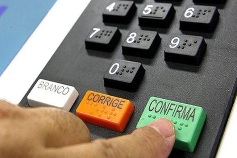 Mais de 116 mil eleitores podem ter título cancelado. Saiba o motivo